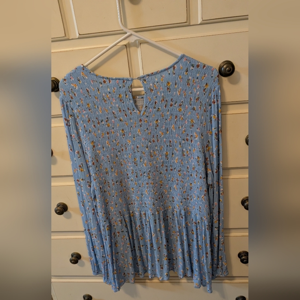 Chic Soul Smocked Blouse Size 2X - Picture 3 of 8